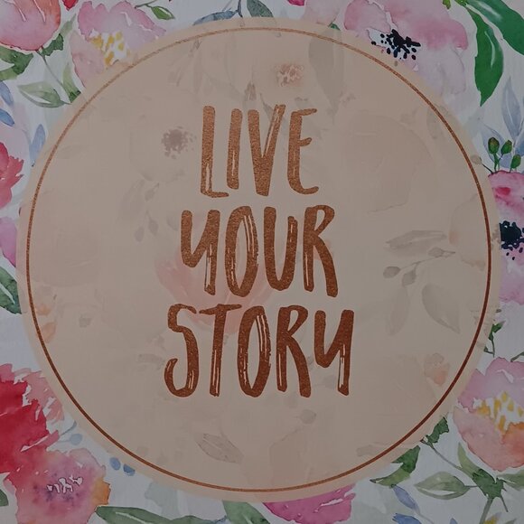 Meet your Posher, Jenna - Picture 1 of 1